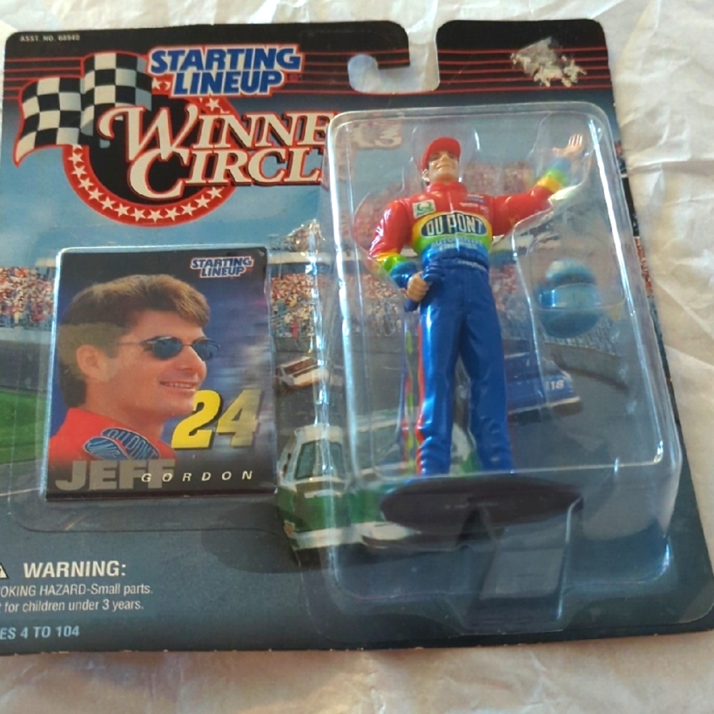 Jeff Gordon Starting Lineup Figure Winners Circle New.  24 Jeff GORDON New.